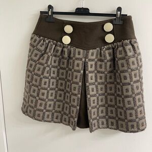 Custco Barcelona mini skirt size 38 (european size) runs like M in US